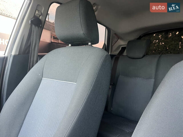 Білий Форд Фієста, об'ємом двигуна 1.39 л та пробігом 222 тис. км за 6800 $, фото 15 на Automoto.ua