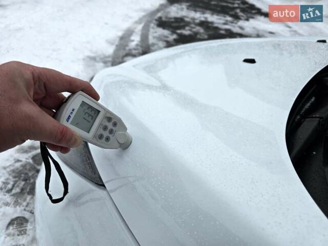 Білий Форд Фієста, об'ємом двигуна 1.25 л та пробігом 53 тис. км за 6400 $, фото 27 на Automoto.ua