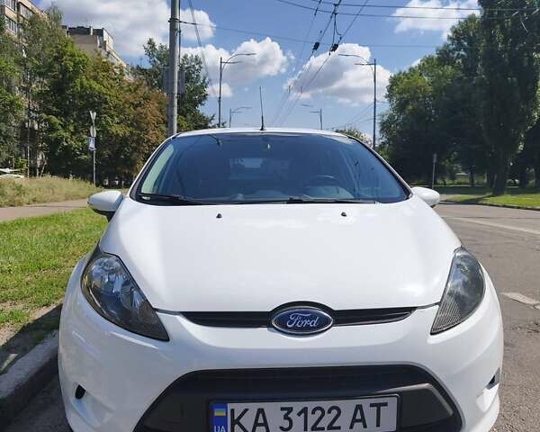 Белый Форд Фиеста, объемом двигателя 1.25 л и пробегом 170 тыс. км за 6200 $, фото 10 на Automoto.ua
