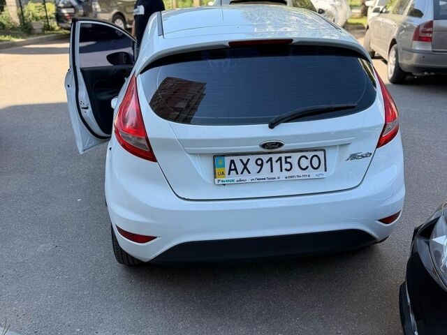 Белый Форд Фиеста, объемом двигателя 1.24 л и пробегом 141 тыс. км за 5700 $, фото 6 на Automoto.ua