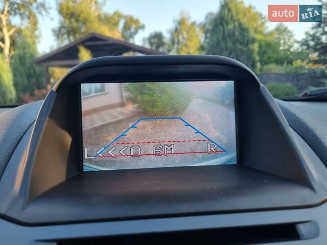 Білий Форд Фієста, об'ємом двигуна 1 л та пробігом 96 тис. км за 5950 $, фото 8 на Automoto.ua
