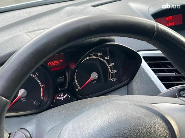 Белый Форд Фиеста, объемом двигателя 1.2 л и пробегом 170 тыс. км за 6290 $, фото 28 на Automoto.ua