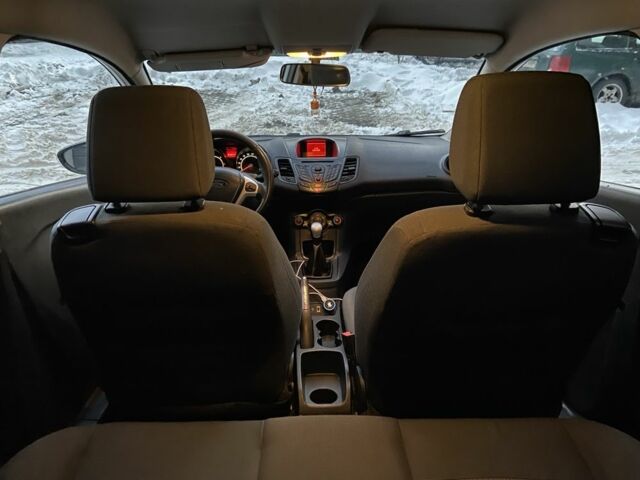 Білий Форд Фієста, об'ємом двигуна 1.4 л та пробігом 198 тис. км за 4499 $, фото 8 на Automoto.ua