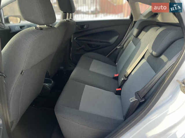 Белый Форд Фиеста, объемом двигателя 1.24 л и пробегом 209 тыс. км за 6499 $, фото 21 на Automoto.ua