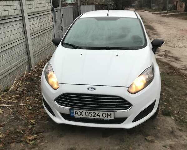 Белый Форд Фиеста, объемом двигателя 1.24 л и пробегом 187 тыс. км за 6200 $, фото 1 на Automoto.ua