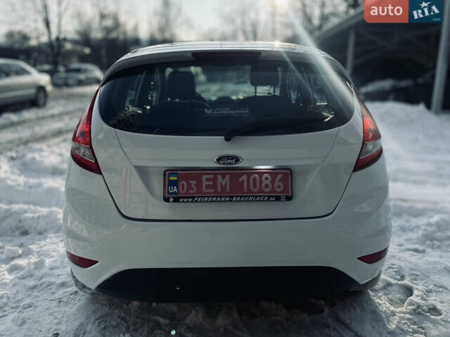 Белый Форд Фиеста, объемом двигателя 1.24 л и пробегом 209 тыс. км за 6499 $, фото 10 на Automoto.ua