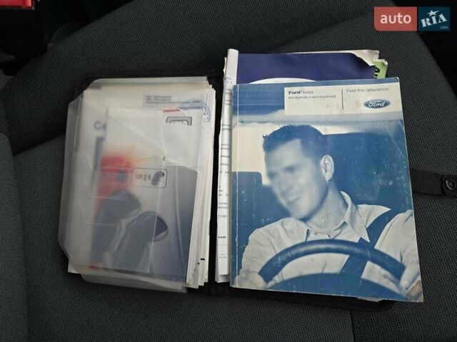 Білий Форд Фієста, об'ємом двигуна 1.25 л та пробігом 53 тис. км за 6400 $, фото 61 на Automoto.ua