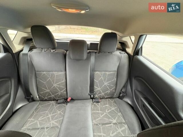 Белый Форд Фиеста, объемом двигателя 1.6 л и пробегом 135 тыс. км за 7000 $, фото 11 на Automoto.ua