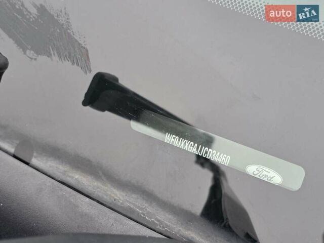 Белый Форд Фиеста, объемом двигателя 1.4 л и пробегом 32 тыс. км за 7600 $, фото 3 на Automoto.ua