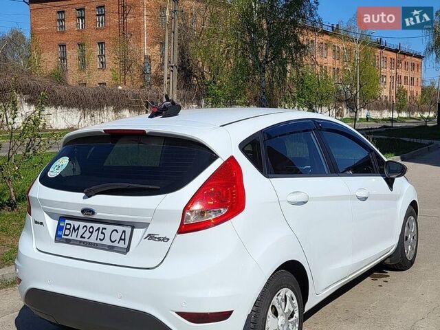 Белый Форд Фиеста, объемом двигателя 1.2 л и пробегом 83 тыс. км за 6500 $, фото 5 на Automoto.ua