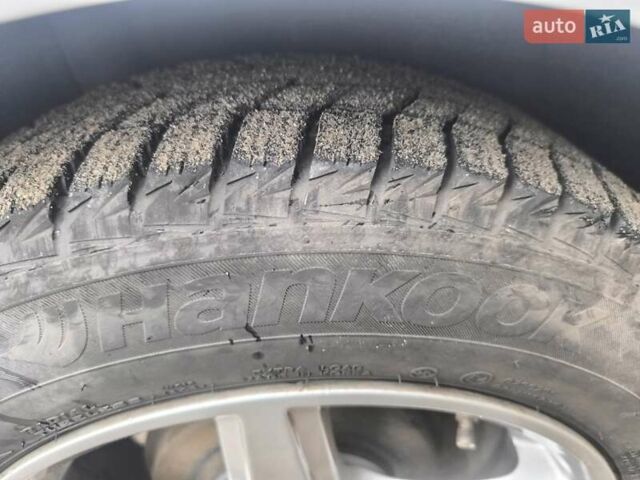 Білий Форд Фієста, об'ємом двигуна 1.5 л та пробігом 190 тис. км за 7500 $, фото 28 на Automoto.ua