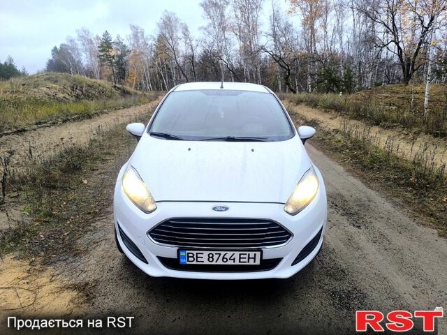 Білий Форд Фієста, об'ємом двигуна 1.5 л та пробігом 190 тис. км за 7500 $, фото 4 на Automoto.ua