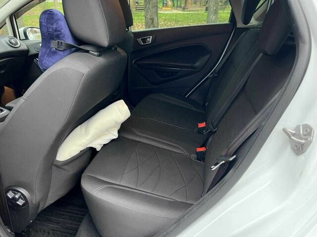 Белый Форд Фиеста, объемом двигателя 1 л и пробегом 151 тыс. км за 6940 $, фото 18 на Automoto.ua