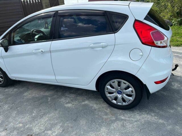 Белый Форд Фиеста, объемом двигателя 1.5 л и пробегом 194 тыс. км за 7000 $, фото 9 на Automoto.ua