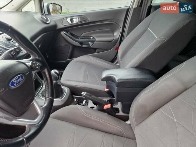 Белый Форд Фиеста, объемом двигателя 1.5 л и пробегом 140 тыс. км за 7000 $, фото 18 на Automoto.ua
