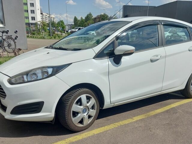 Білий Форд Фієста, об'ємом двигуна 0 л та пробігом 124 тис. км за 5800 $, фото 6 на Automoto.ua