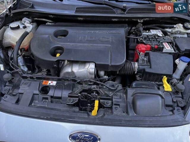 Белый Форд Фиеста, объемом двигателя 1.5 л и пробегом 101 тыс. км за 10000 $, фото 27 на Automoto.ua