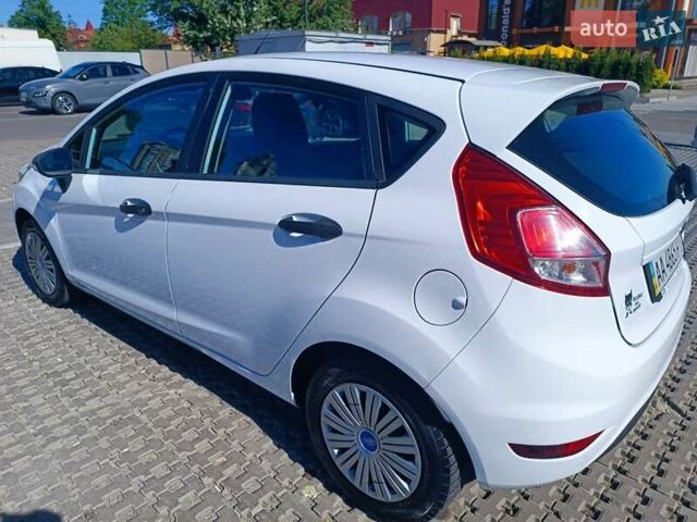 Белый Форд Фиеста, объемом двигателя 1 л и пробегом 69 тыс. км за 7100 $, фото 7 на Automoto.ua