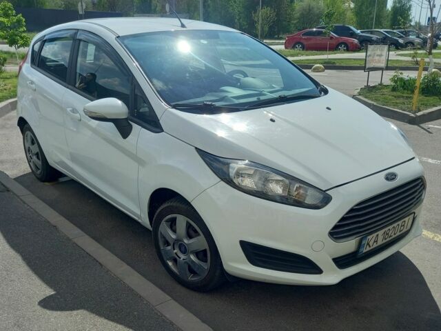 Білий Форд Фієста, об'ємом двигуна 0 л та пробігом 124 тис. км за 5800 $, фото 7 на Automoto.ua