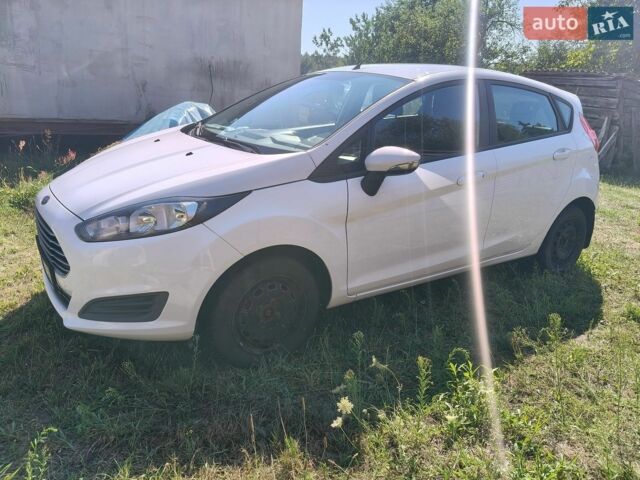 Белый Форд Фиеста, объемом двигателя 1 л и пробегом 78 тыс. км за 6400 $, фото 8 на Automoto.ua