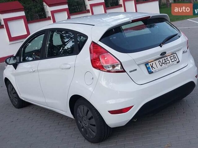 Белый Форд Фиеста, объемом двигателя 1 л и пробегом 97 тыс. км за 7900 $, фото 27 на Automoto.ua