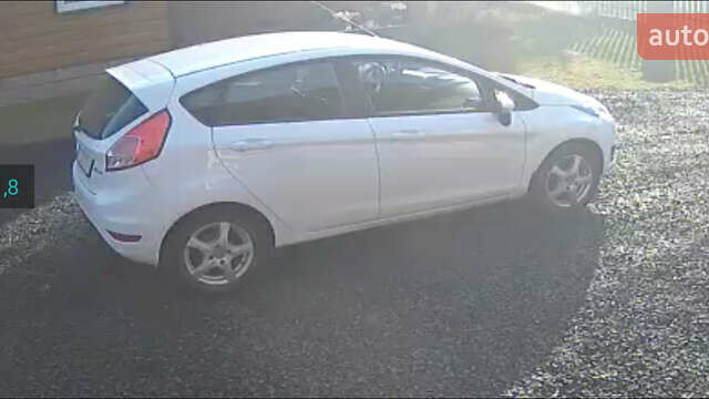 Білий Форд Фієста, об'ємом двигуна 1 л та пробігом 189 тис. км за 5250 $, фото 3 на Automoto.ua