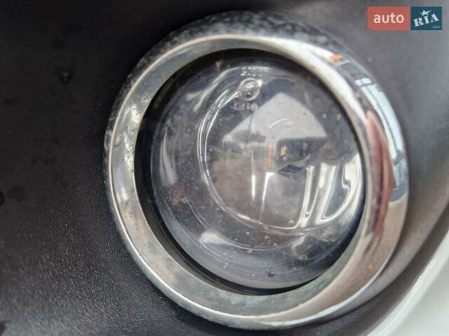 Белый Форд Фиеста, объемом двигателя 1.5 л и пробегом 140 тыс. км за 7000 $, фото 25 на Automoto.ua