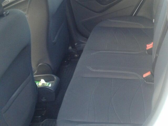 Білий Форд Фієста, об'ємом двигуна 1 л та пробігом 189 тис. км за 5100 $, фото 10 на Automoto.ua