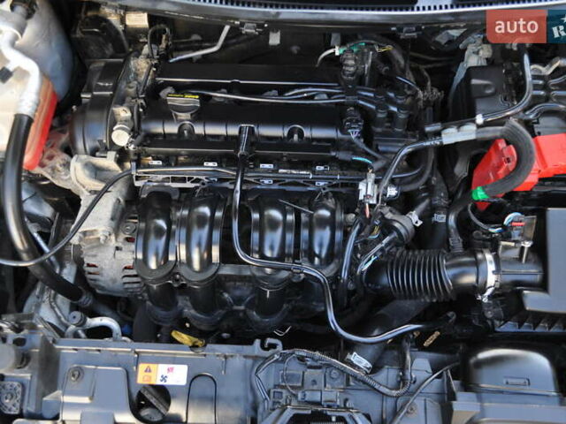 Белый Форд Фиеста, объемом двигателя 1.6 л и пробегом 124 тыс. км за 8500 $, фото 52 на Automoto.ua