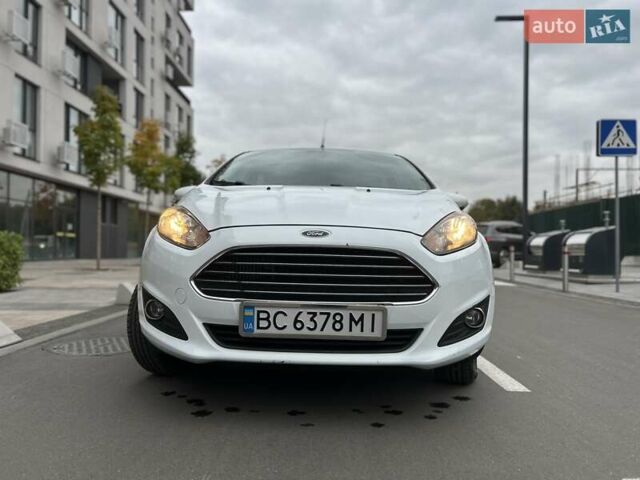 Белый Форд Фиеста, объемом двигателя 1 л и пробегом 133 тыс. км за 7000 $, фото 10 на Automoto.ua