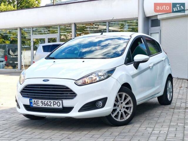Белый Форд Фиеста, объемом двигателя 1 л и пробегом 123 тыс. км за 6200 $, фото 3 на Automoto.ua