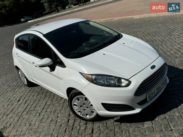 Білий Форд Фієста, об'ємом двигуна 1.6 л та пробігом 148 тис. км за 7700 $, фото 16 на Automoto.ua