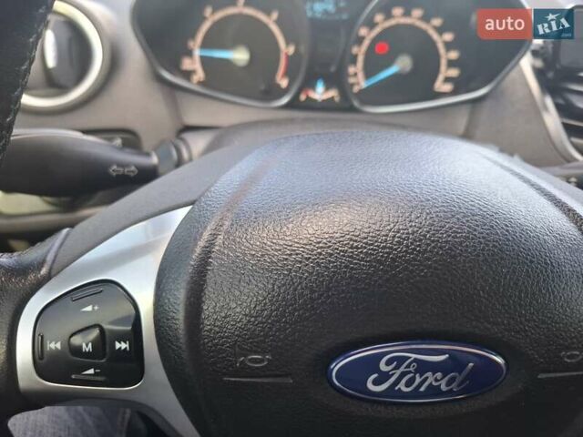 Белый Форд Фиеста, объемом двигателя 1.5 л и пробегом 218 тыс. км за 6999 $, фото 27 на Automoto.ua