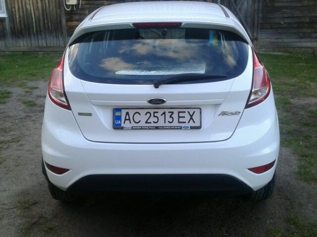 Белый Форд Фиеста, объемом двигателя 1 л и пробегом 189 тыс. км за 5100 $, фото 3 на Automoto.ua