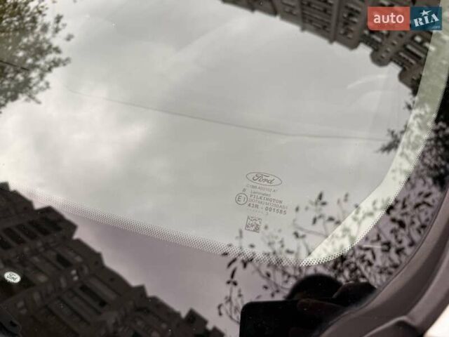 Форд Фиеста 2013 в Днепре (Днепропетровске) на Automoto.ua Белый Форд Фиеста, объемом двигателя 1.24 л и пробегом 132 тыс. км за 5700 $, фото 8 на Automoto.ua