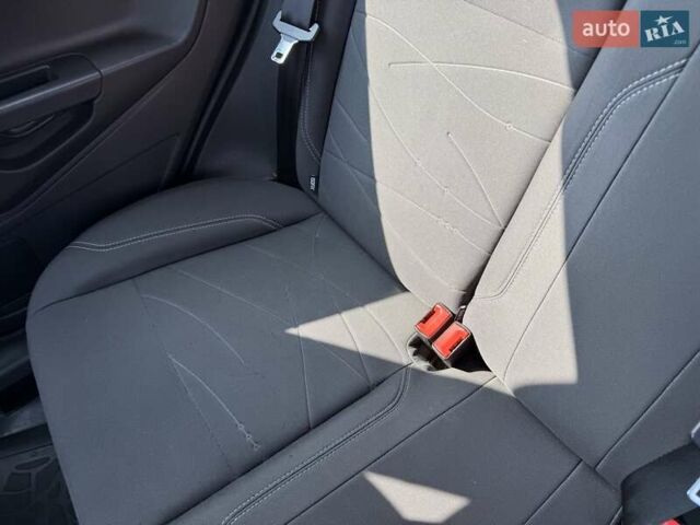 Білий Форд Фієста, об'ємом двигуна 1.5 л та пробігом 110 тис. км за 8500 $, фото 76 на Automoto.ua