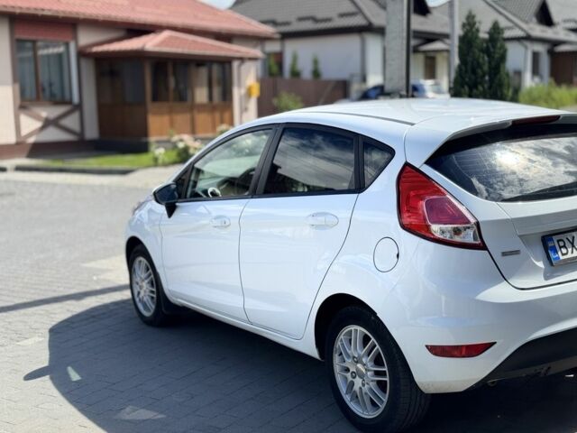 Білий Форд Фієста, об'ємом двигуна 1.5 л та пробігом 184 тис. км за 6908 $, фото 3 на Automoto.ua