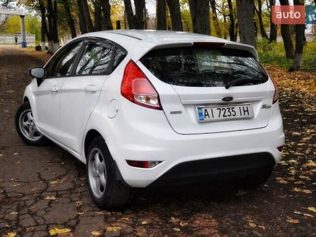Белый Форд Фиеста, объемом двигателя 1.5 л и пробегом 230 тыс. км за 6500 $, фото 14 на Automoto.ua