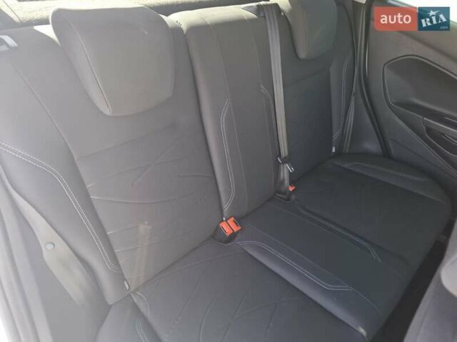 Белый Форд Фиеста, объемом двигателя 1.5 л и пробегом 218 тыс. км за 6999 $, фото 22 на Automoto.ua