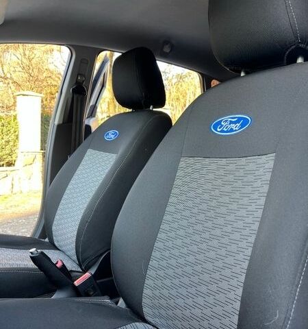 Белый Форд Фиеста, объемом двигателя 1.24 л и пробегом 170 тыс. км за 6000 $, фото 24 на Automoto.ua