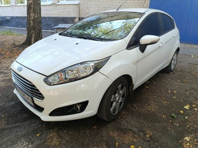 Білий Форд Фієста, об'ємом двигуна 0 л та пробігом 99 тис. км за 7400 $, фото 2 на Automoto.ua