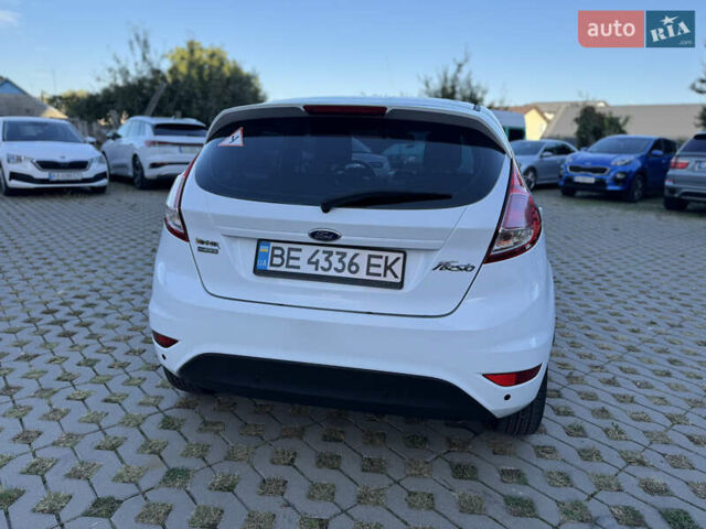 Білий Форд Фієста, об'ємом двигуна 1 л та пробігом 85 тис. км за 8500 $, фото 5 на Automoto.ua