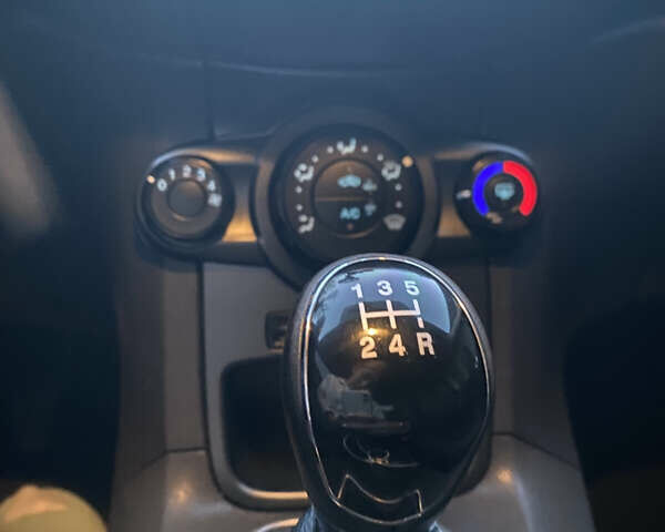 Белый Форд Фиеста, объемом двигателя 1 л и пробегом 142 тыс. км за 6700 $, фото 24 на Automoto.ua