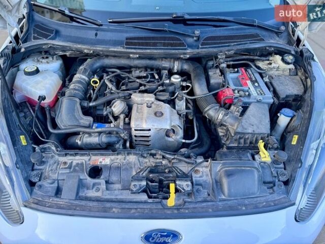 Білий Форд Фієста, об'ємом двигуна 1 л та пробігом 140 тис. км за 8500 $, фото 18 на Automoto.ua