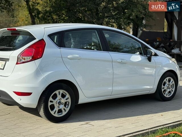 Білий Форд Фієста, об'ємом двигуна 1.6 л та пробігом 256 тис. км за 6700 $, фото 11 на Automoto.ua
