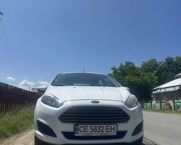 Белый Форд Фиеста, объемом двигателя 1.56 л и пробегом 20 тыс. км за 7500 $, фото 2 на Automoto.ua