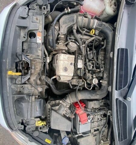 Белый Форд Фиеста, объемом двигателя 1 л и пробегом 118 тыс. км за 7200 $, фото 8 на Automoto.ua