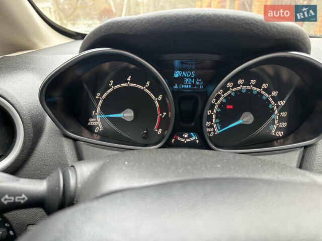 Белый Форд Фиеста, объемом двигателя 1.6 л и пробегом 123 тыс. км за 8999 $, фото 21 на Automoto.ua