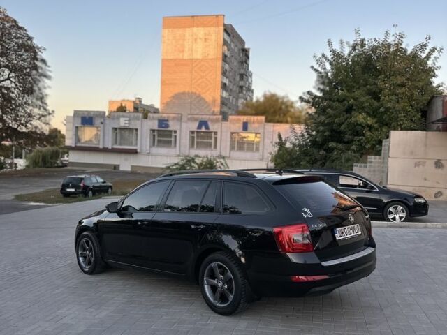 Білий Форд Фієста, об'ємом двигуна 1.6 л та пробігом 96 тис. км за 8200 $, фото 12 на Automoto.ua