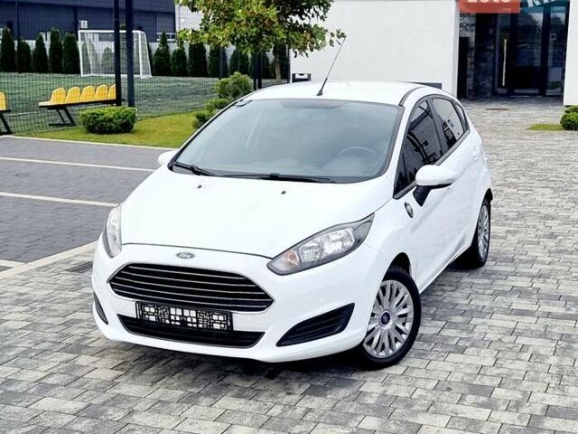 Білий Форд Фієста, об'ємом двигуна 1 л та пробігом 60 тис. км за 9900 $, фото 97 на Automoto.ua